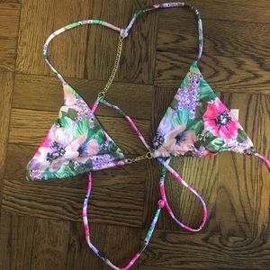 Bikini top with chain detail